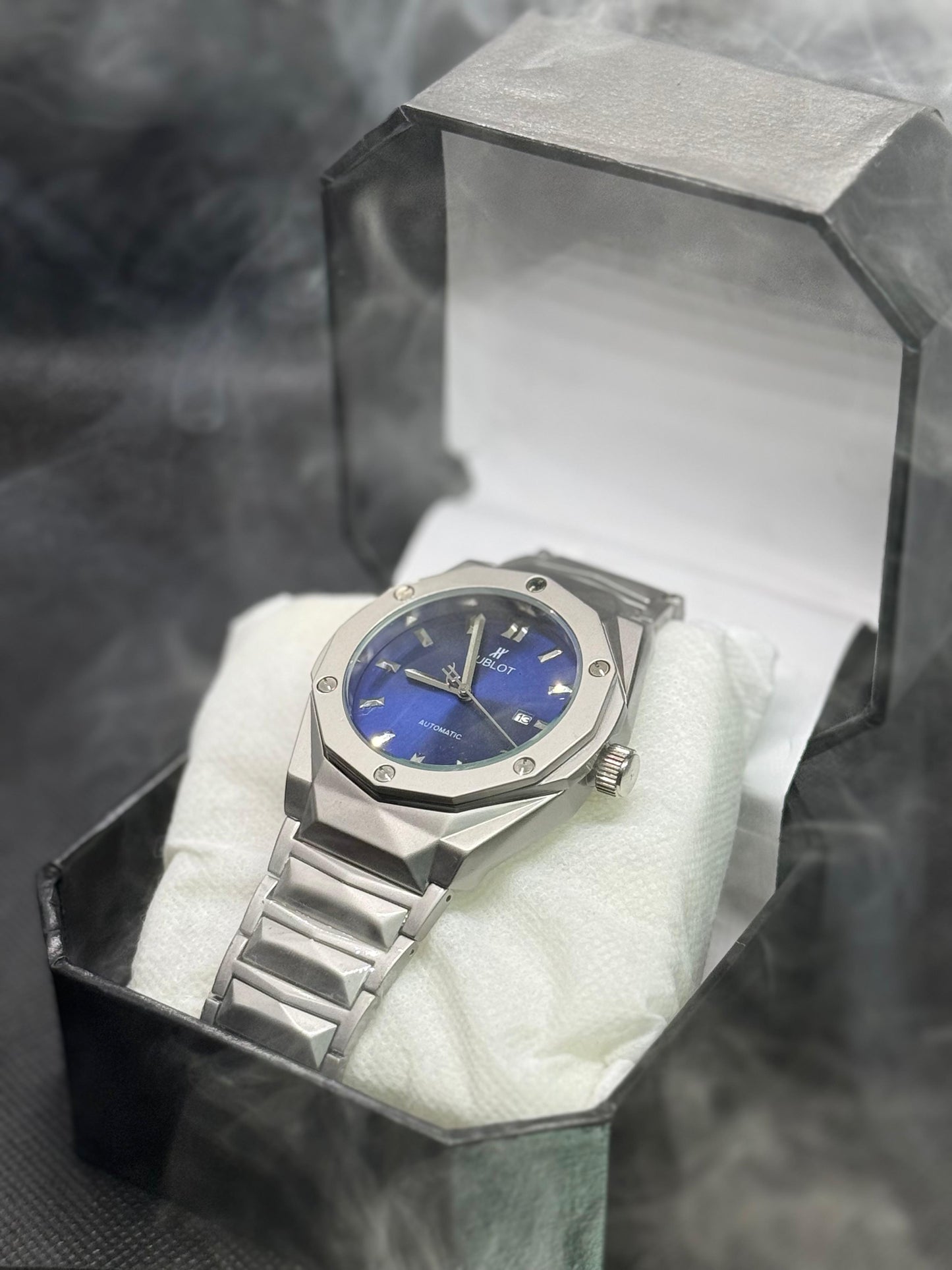 HB Premium Watch - Luxury Diamond Cut Chain - Navy Blue Dial