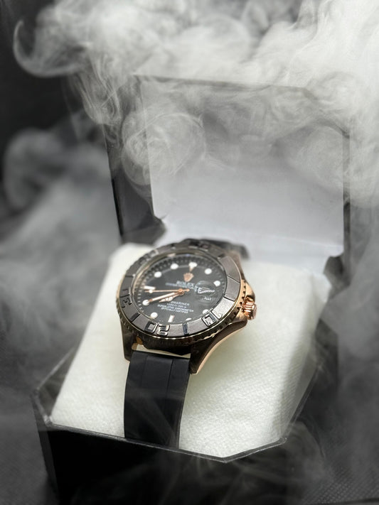 Luxury Rolex Submariner Black Dial with Rose Gold Case & Rubber Strap