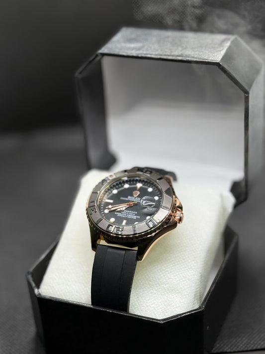 Luxury Rolex Submariner Black Dial with Rose Gold Case & Rubber Strap