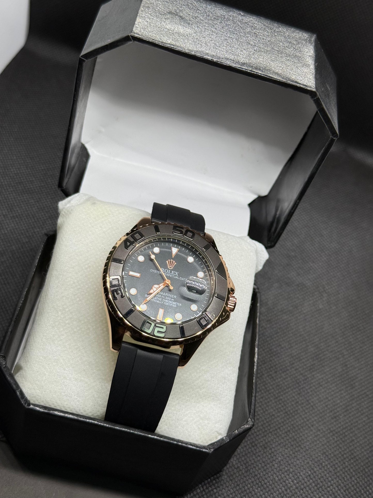 Luxury Rolex Submariner Black Dial with Rose Gold Case & Rubber Strap
