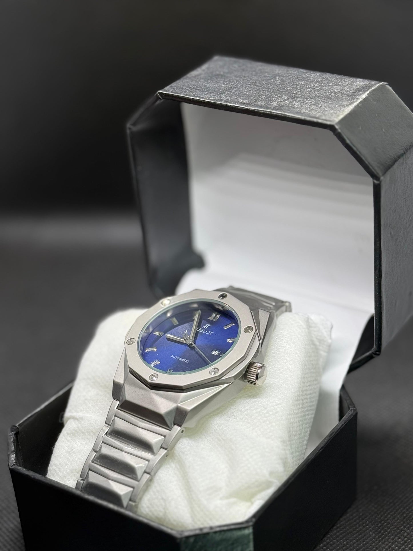 HB Premium Watch - Luxury Diamond Cut Chain - Navy Blue Dial